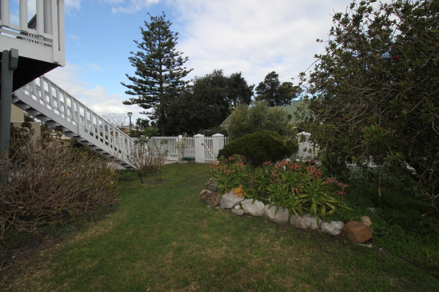 To Let 3 Bedroom Property for Rent in Kleinmond Western Cape